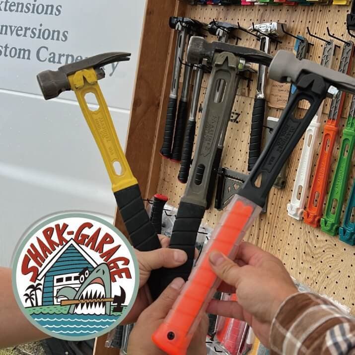 SHARK GARAGE